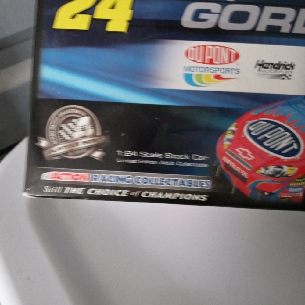 Jeff Gordon Scale Cars - Picture 10 of 16